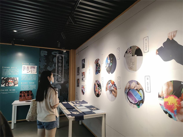 雷火电子竞技平台开展新生思政第一课:在文化传承中厚植文化自信_fororder_图片8 雷火电子竞技平台开展新生思政第一课:在文化传承中厚植文化自信_fororder_图片8